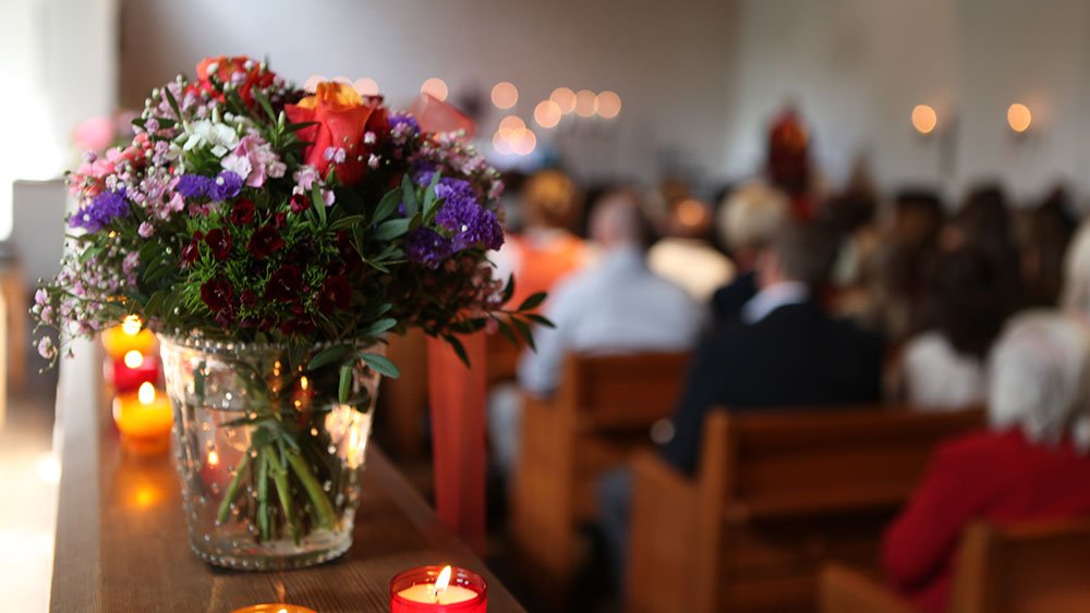 The Importance Of Personalizing A Memorial Service
